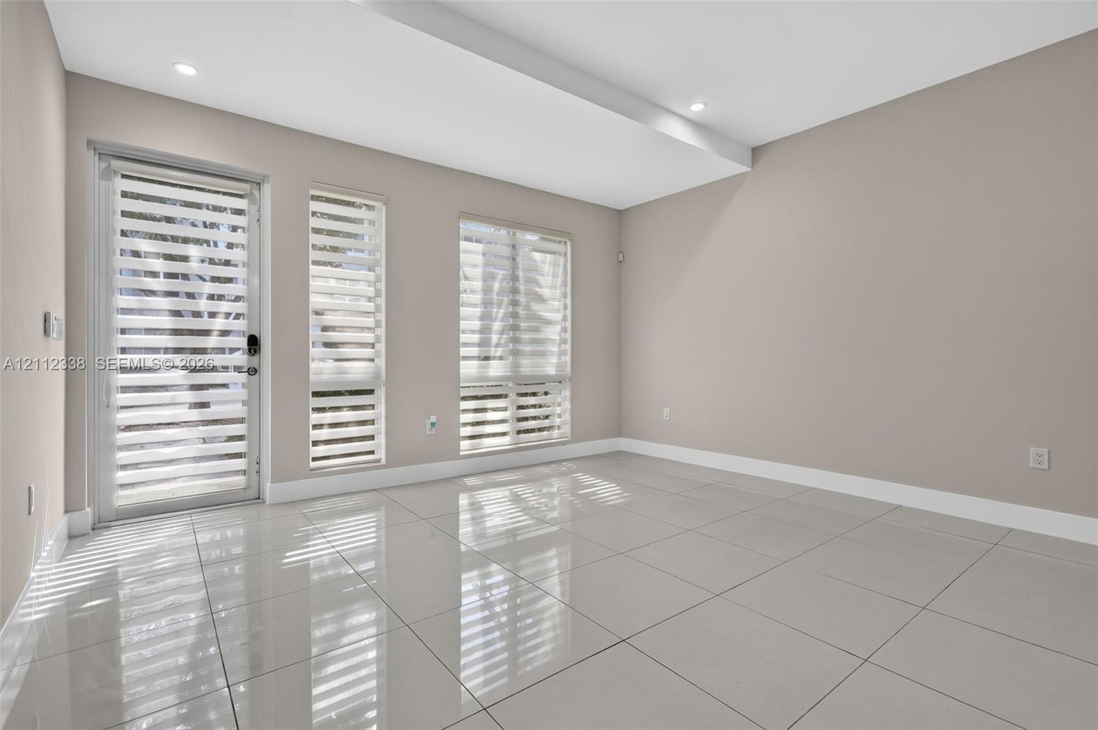 10305 NW 63rd Terrace