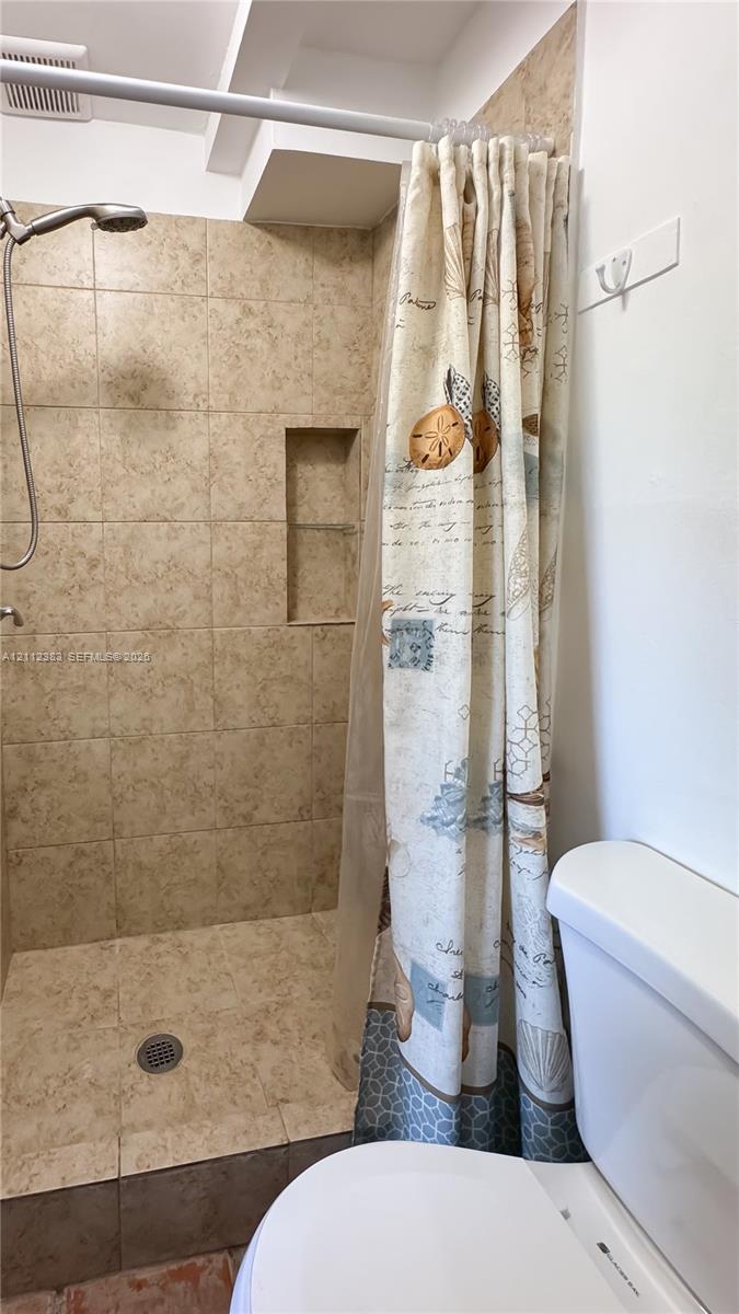 5319 Lake Boulevard gallery image #12