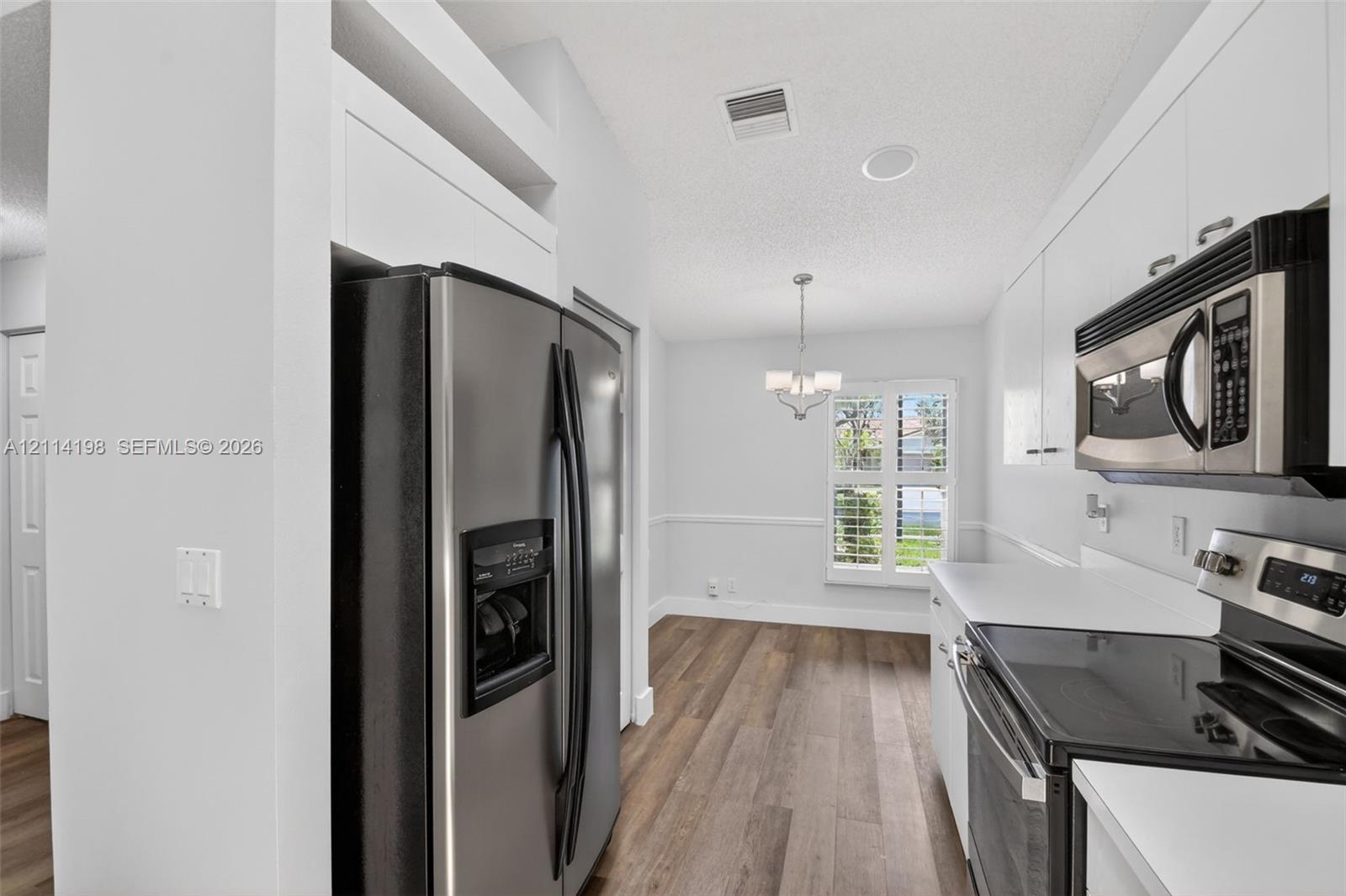 85 Sausalito Drive gallery image #9