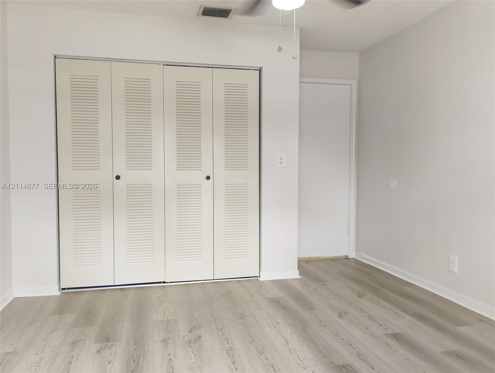 9735 Sun Pointe Drive gallery image #27