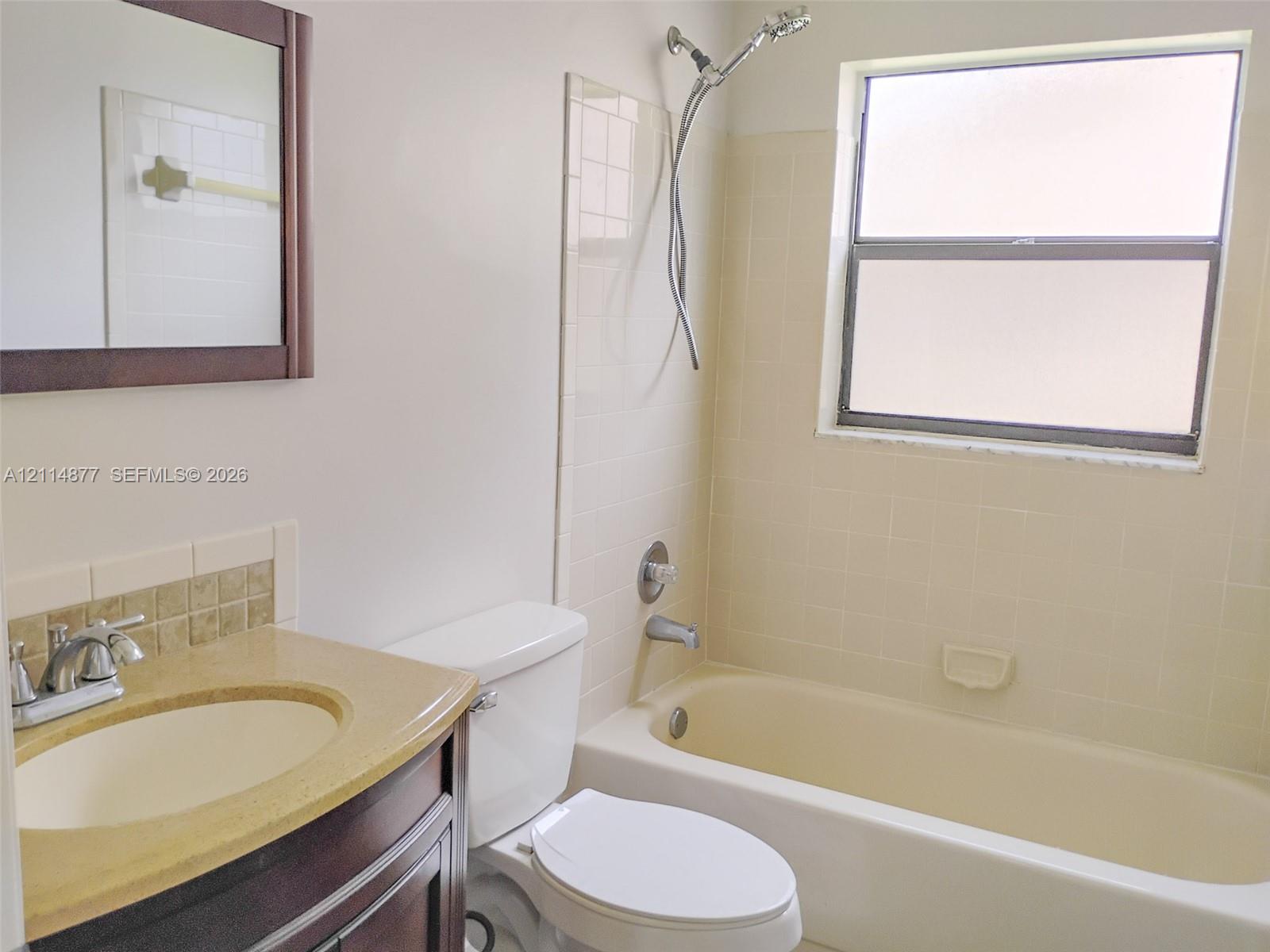 9735 Sun Pointe Drive gallery image #30