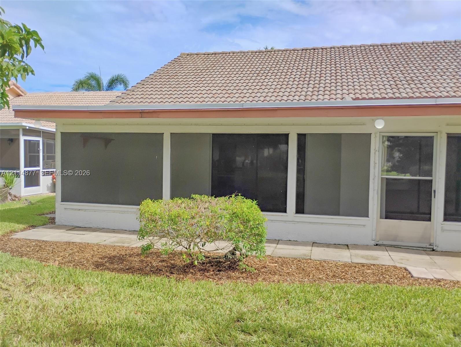9735 Sun Pointe Drive gallery image #41