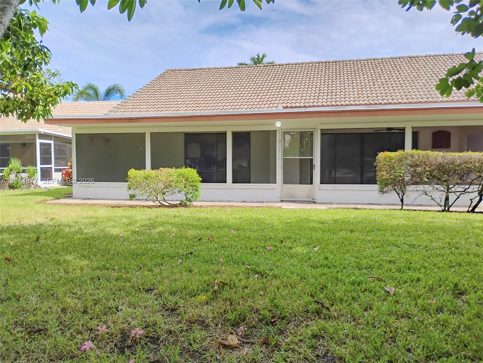 9735 Sun Pointe Drive gallery image #42