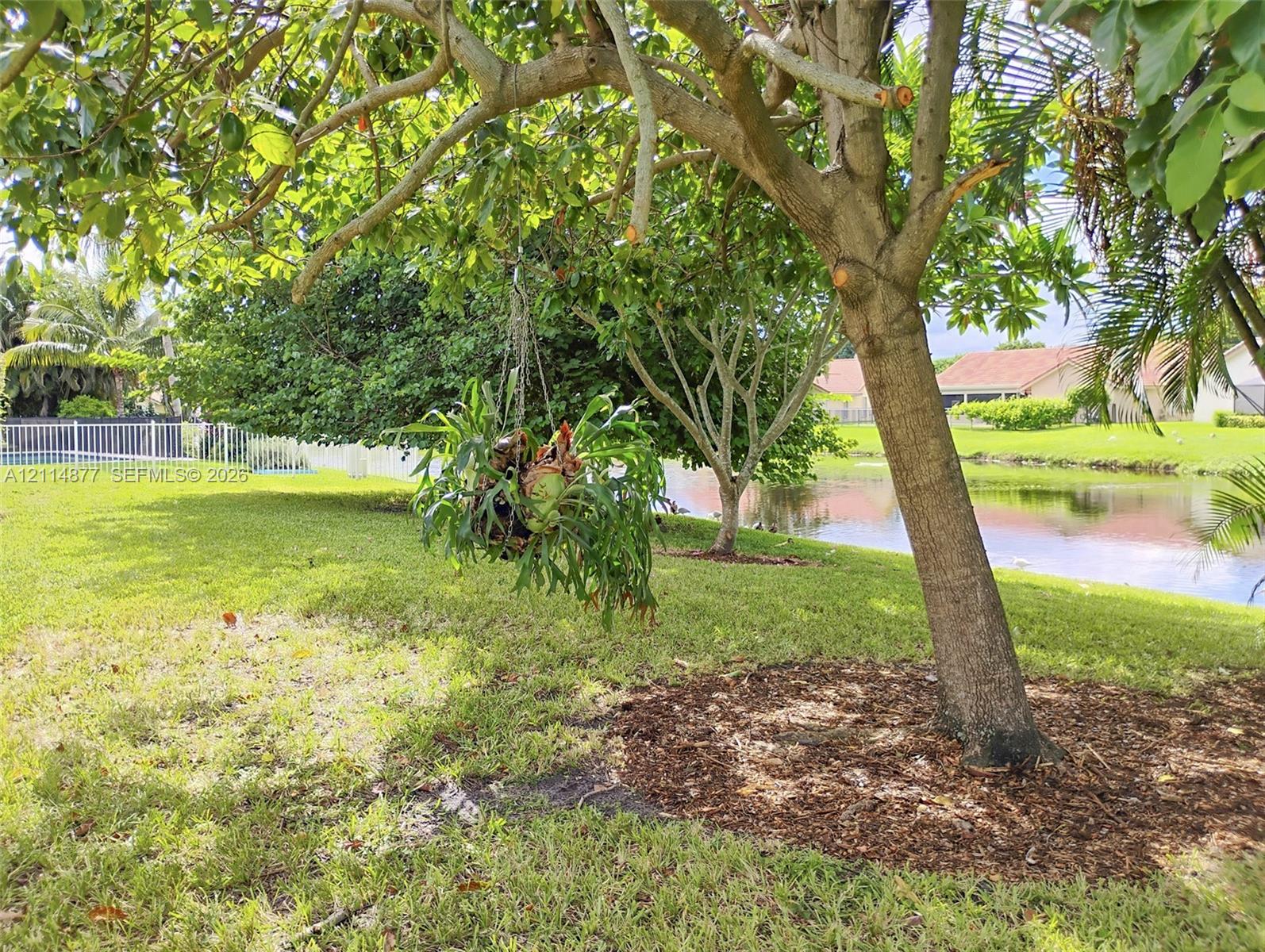 9735 Sun Pointe Drive gallery image #52