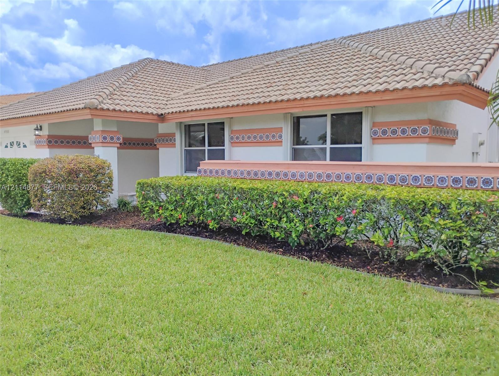 9735 Sun Pointe Drive gallery image #54
