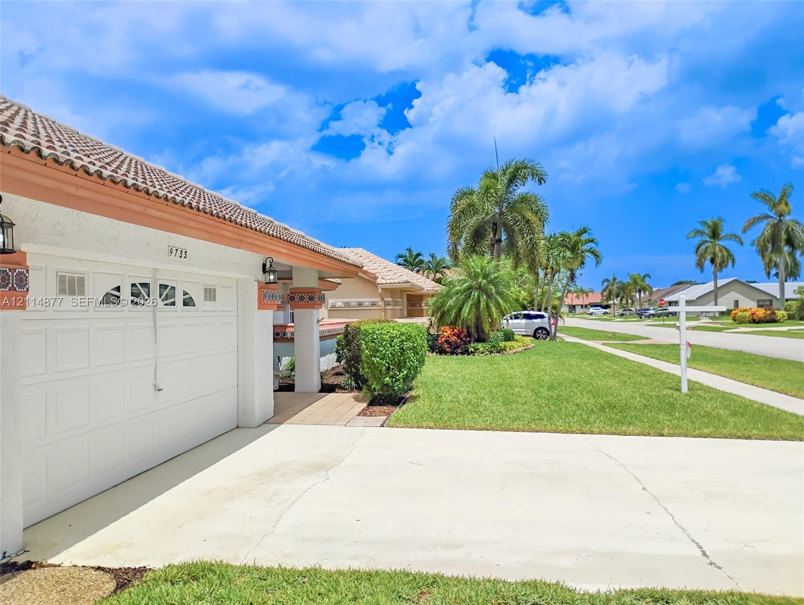 9735 Sun Pointe Drive gallery image #58